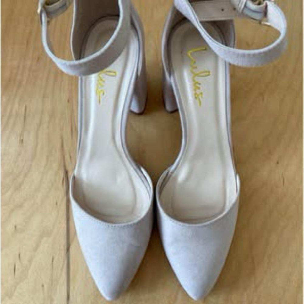 Lulu's Women's Beige Ankle Strap Heels